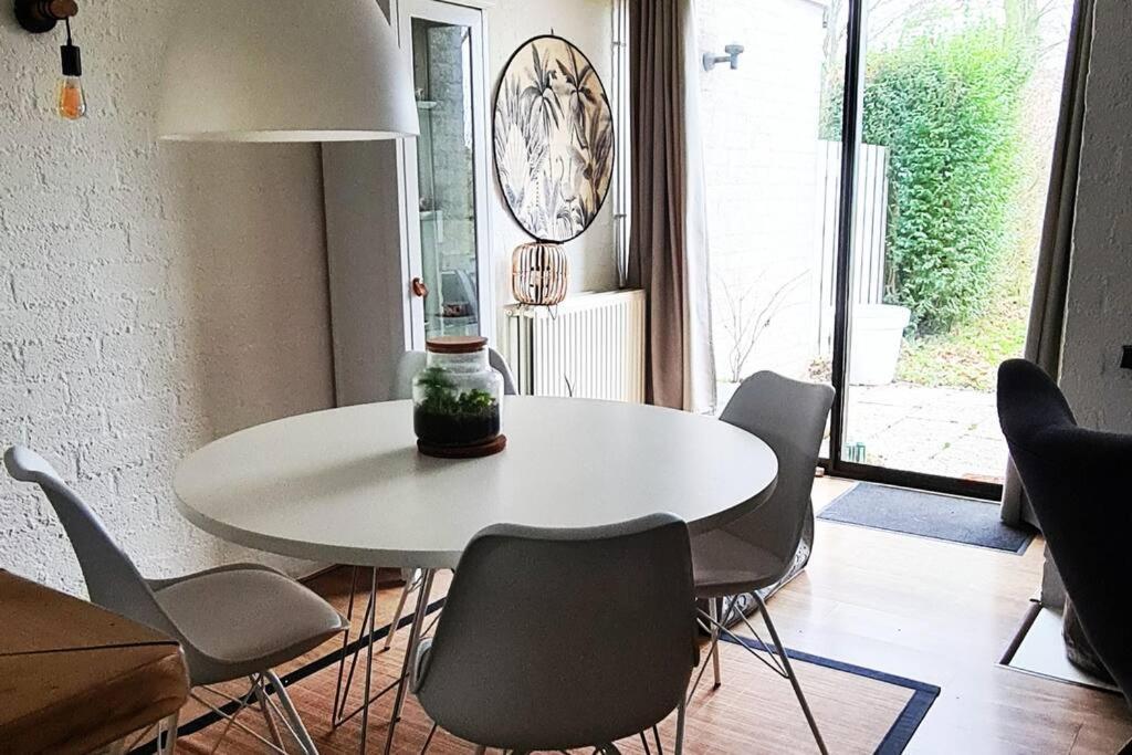 Ervaar Vredige Rust In Deze Charmante Knusse Bungalow Posterholt Exterior foto