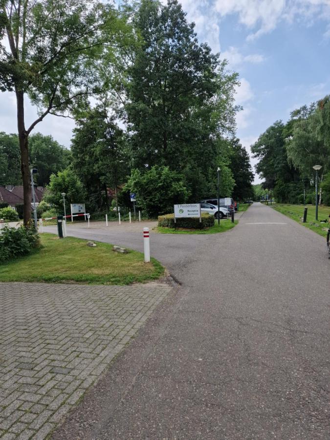 Ervaar Vredige Rust In Deze Charmante Knusse Bungalow Posterholt Exterior foto